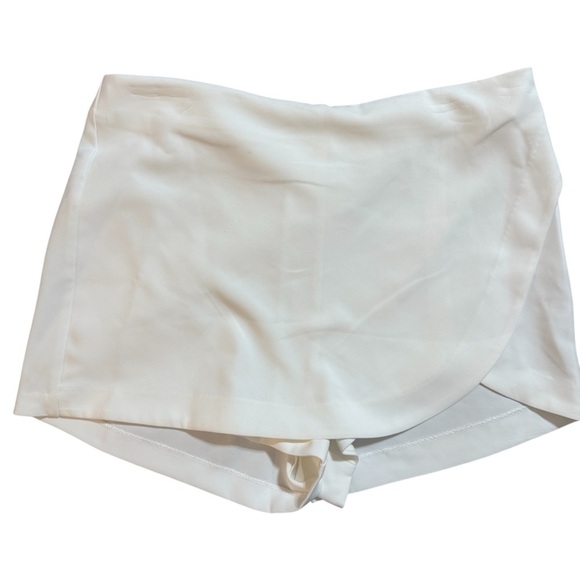 NWT Astr The Label Skort. Size XL - Picture 1 of 4